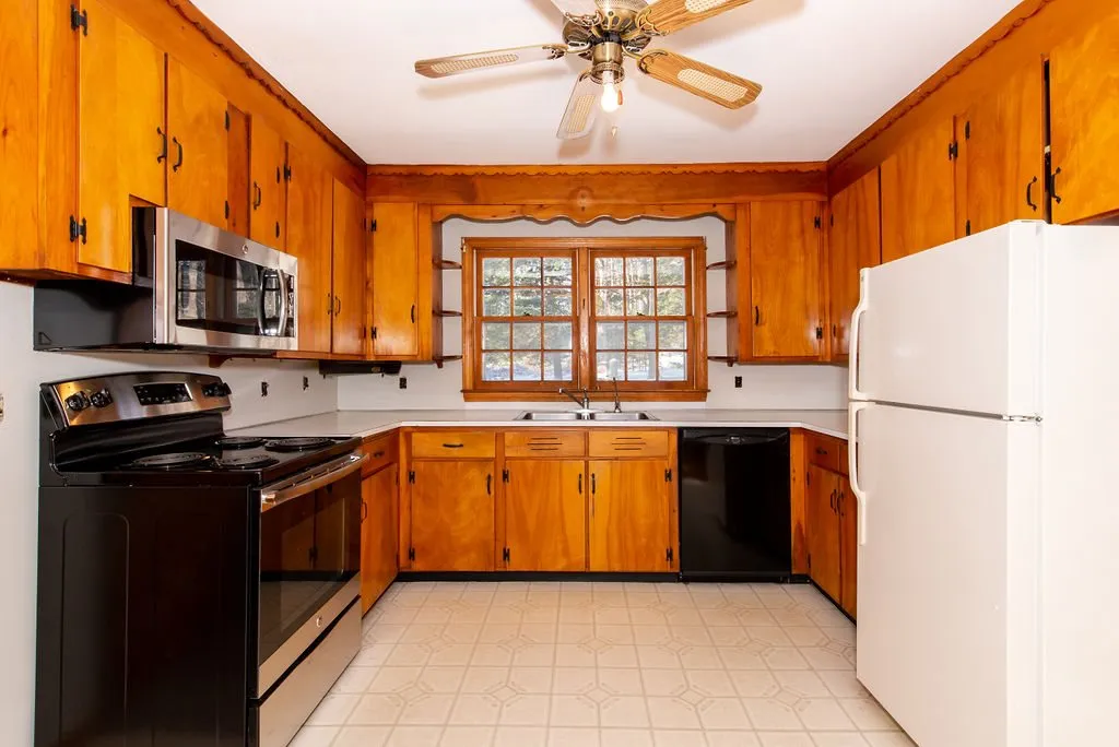 69 Bellamy Road Dover NH 03820