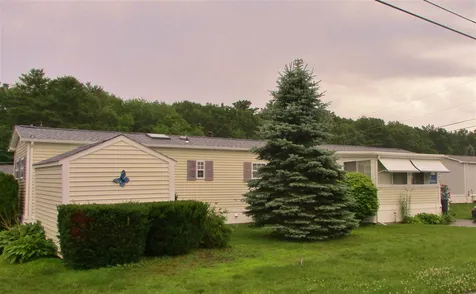 32 Tricia Street Seabrook NH 03874