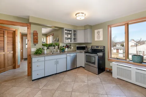 29 Cedar Street Laconia NH 03246