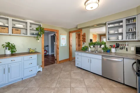 29 Cedar Street Laconia NH 03246
