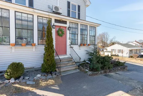 29 Cedar Street Laconia NH 03246