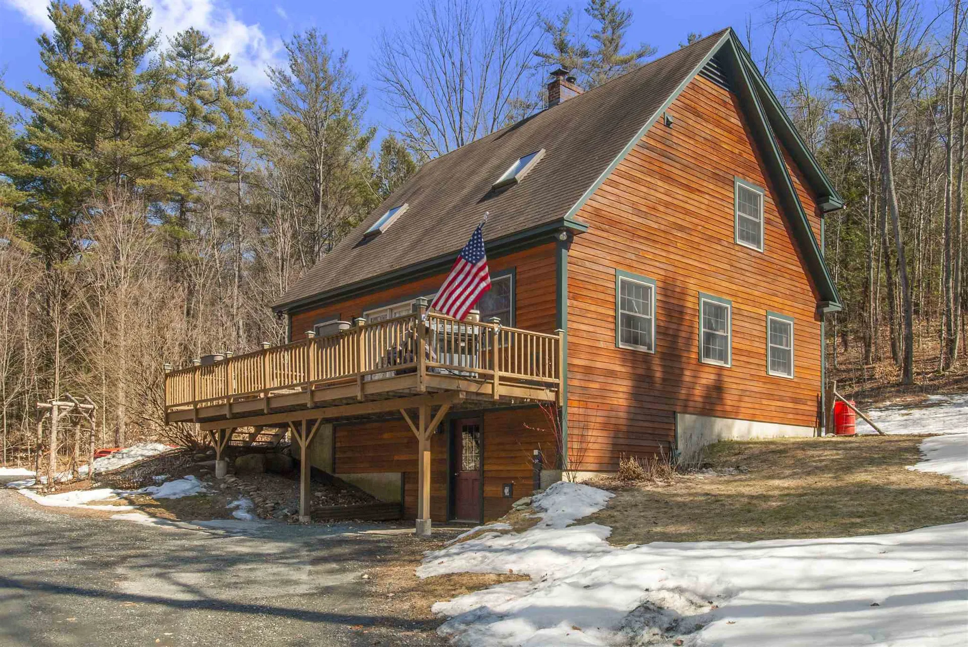 100 Nolan Bend Hartford VT 05001