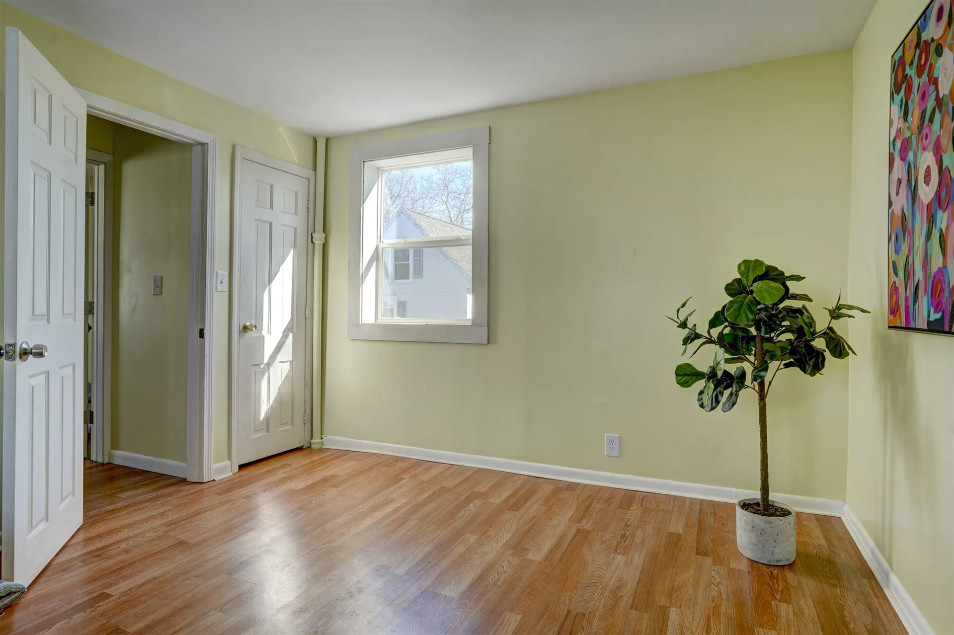 28 Ash Street Nashua NH 03060