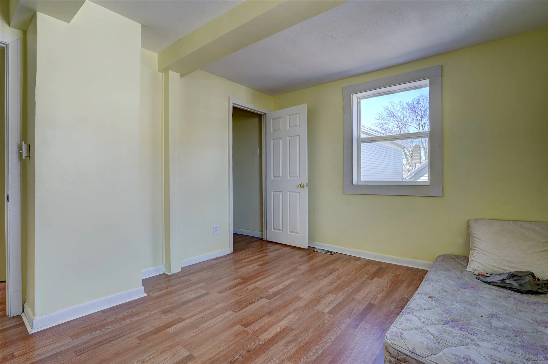 28 Ash Street Nashua NH 03060
