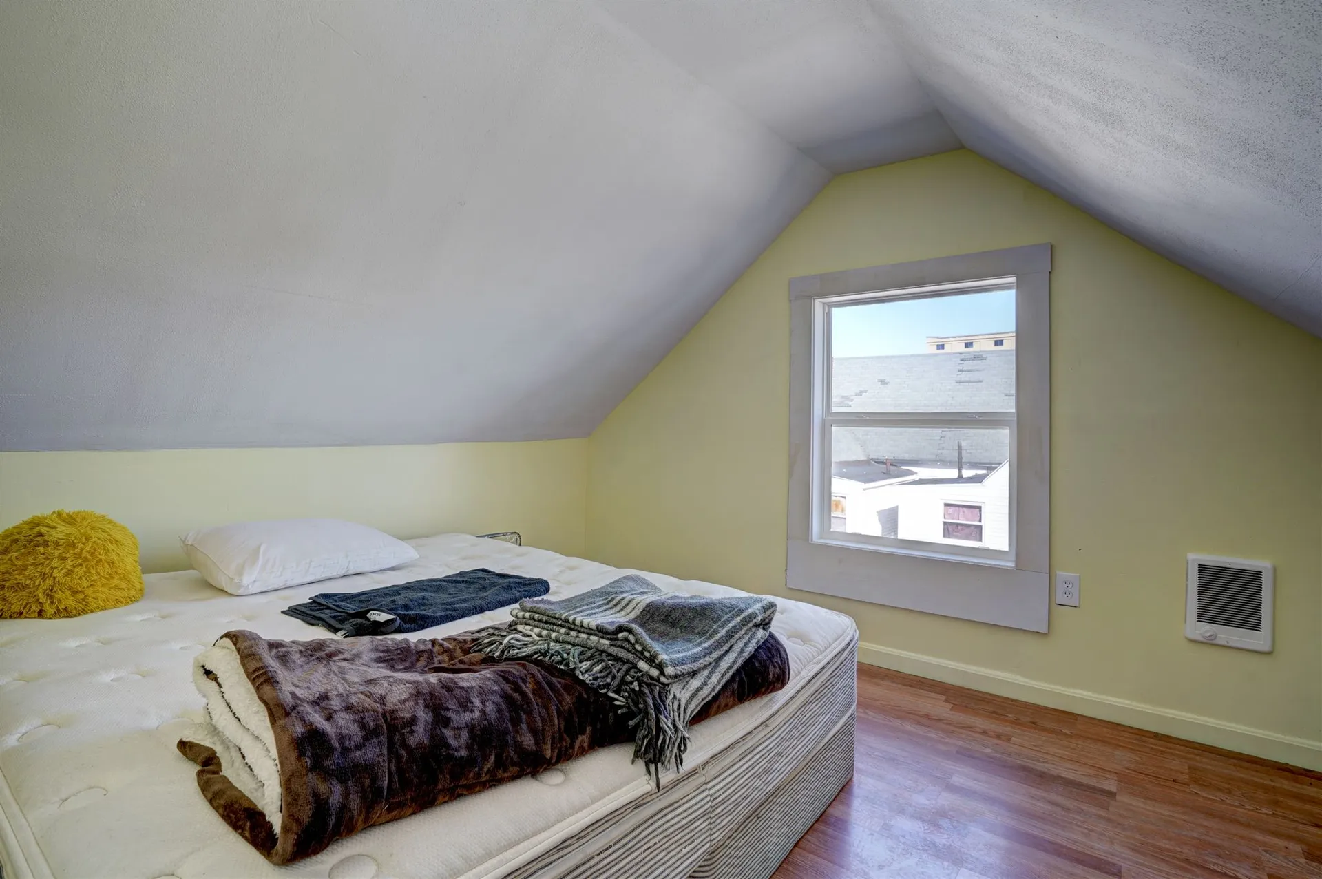 28 Ash Street Nashua NH 03060