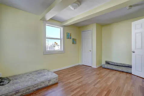 28 Ash Street Nashua NH 03060