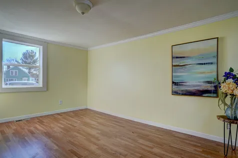 28 Ash Street Nashua NH 03060