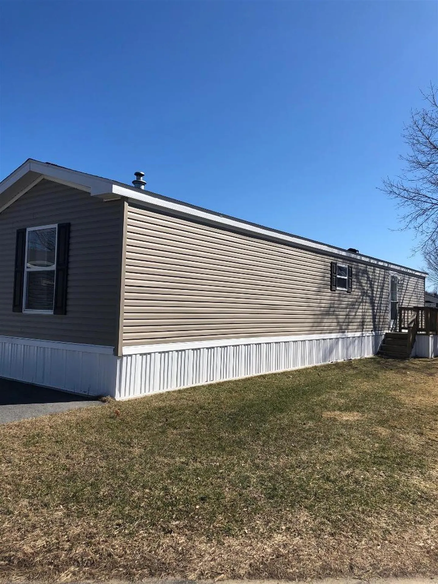 6 Cutts Road Kittery ME 03904
