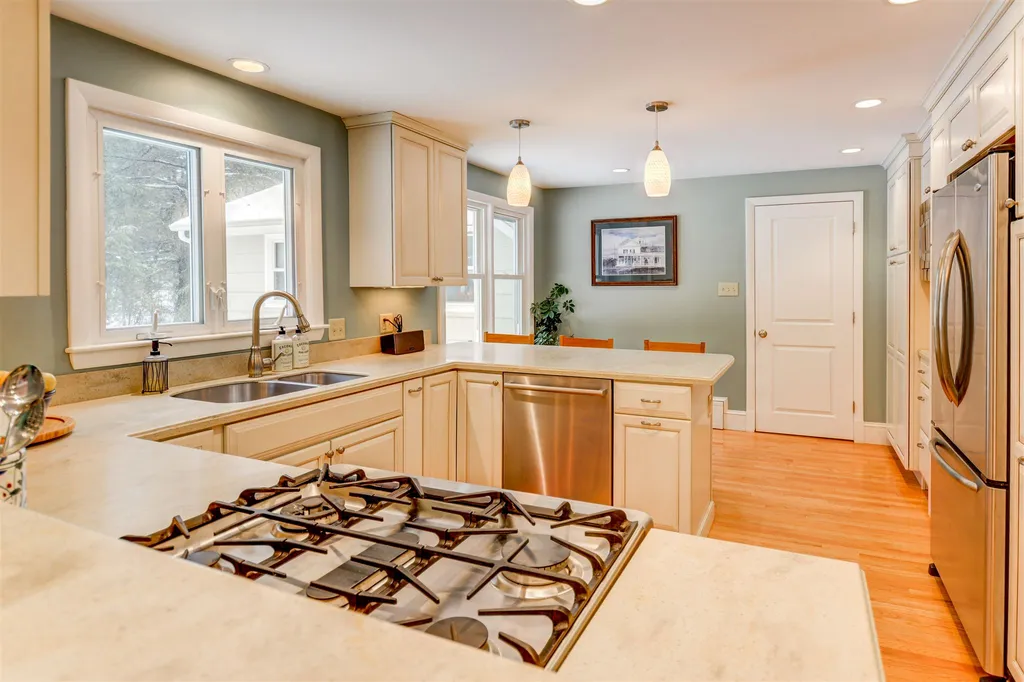133 Madbury Road Durham NH 03824