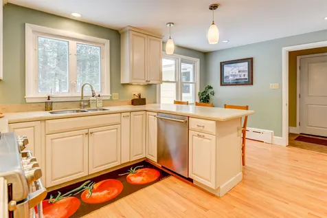 133 Madbury Road Durham NH 03824