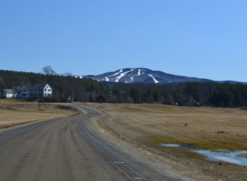 428 Maple Street Newport NH 03773