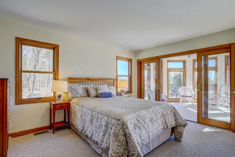 961 Back Mountain Road Goffstown NH 03045