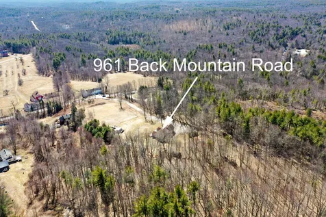 961 Back Mountain Road Goffstown NH 03045