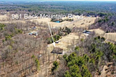 961 Back Mountain Road Goffstown NH 03045