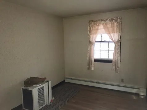 8 Horseshoe Lane Londonderry NH 03053