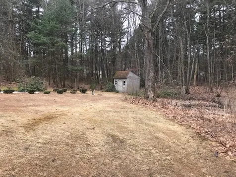 8 Horseshoe Lane Londonderry NH 03053