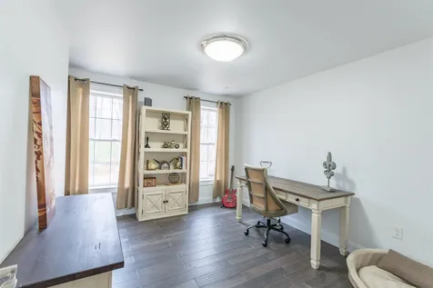 3 Cove Drive Derry NH 03038
