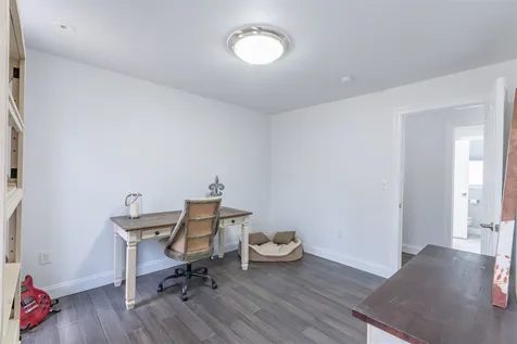 3 Cove Drive Derry NH 03038