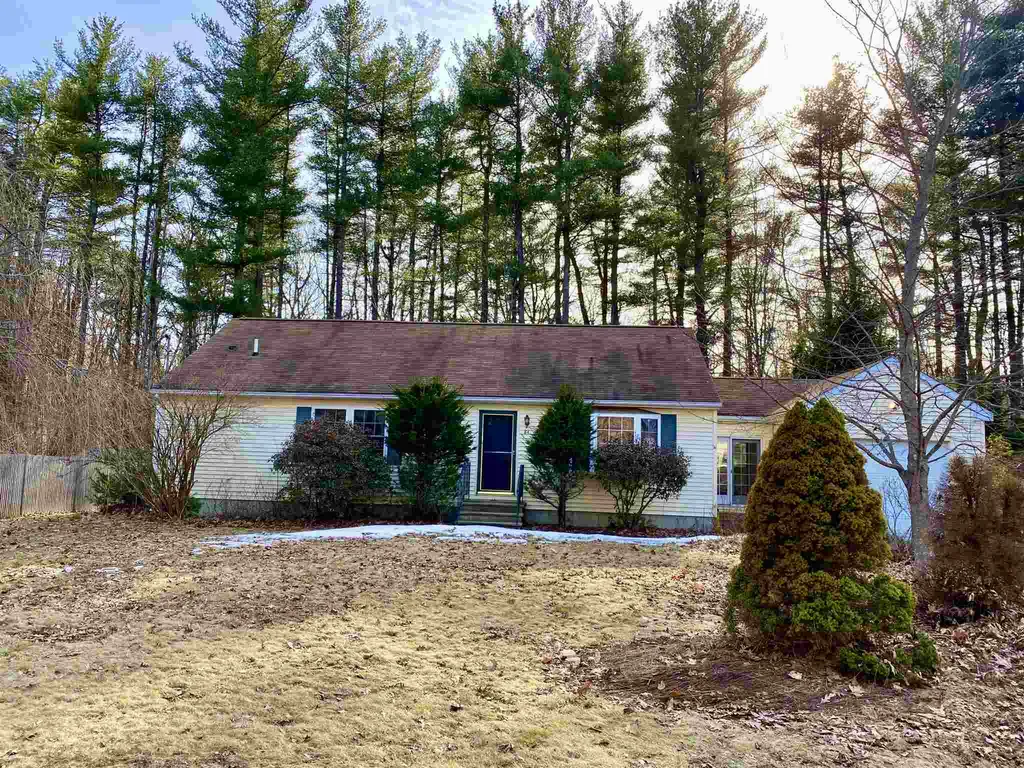 84 General John Sullivan Way Rollinsford NH 03869
