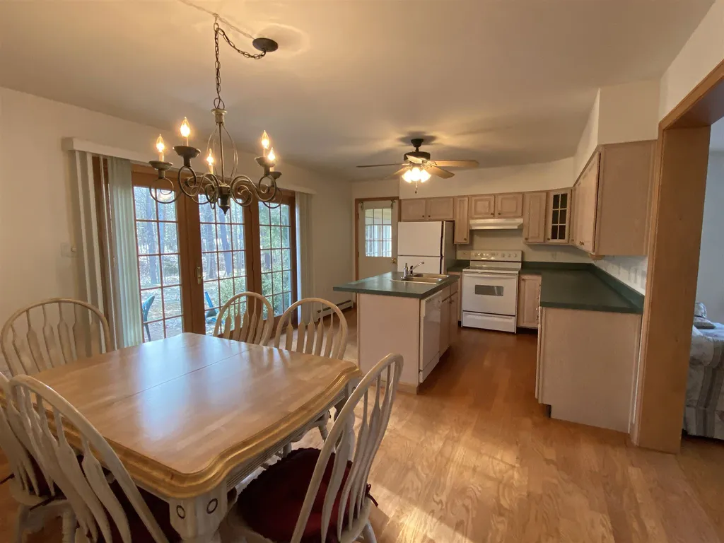 84 General John Sullivan Way Rollinsford NH 03869