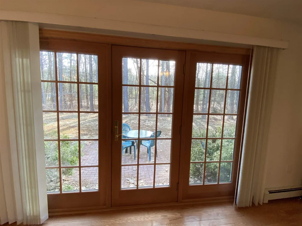 84 General John Sullivan Way Rollinsford NH 03869