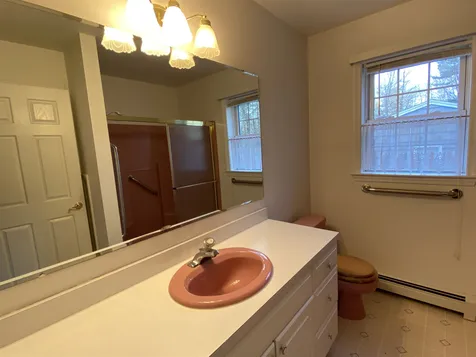 84 General John Sullivan Way Rollinsford NH 03869