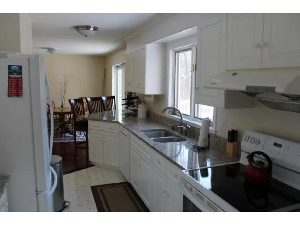 180 Island Pond Road Derry NH 03038