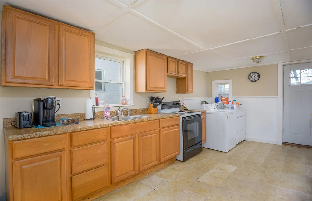 123 Portland Street Rochester NH 03867