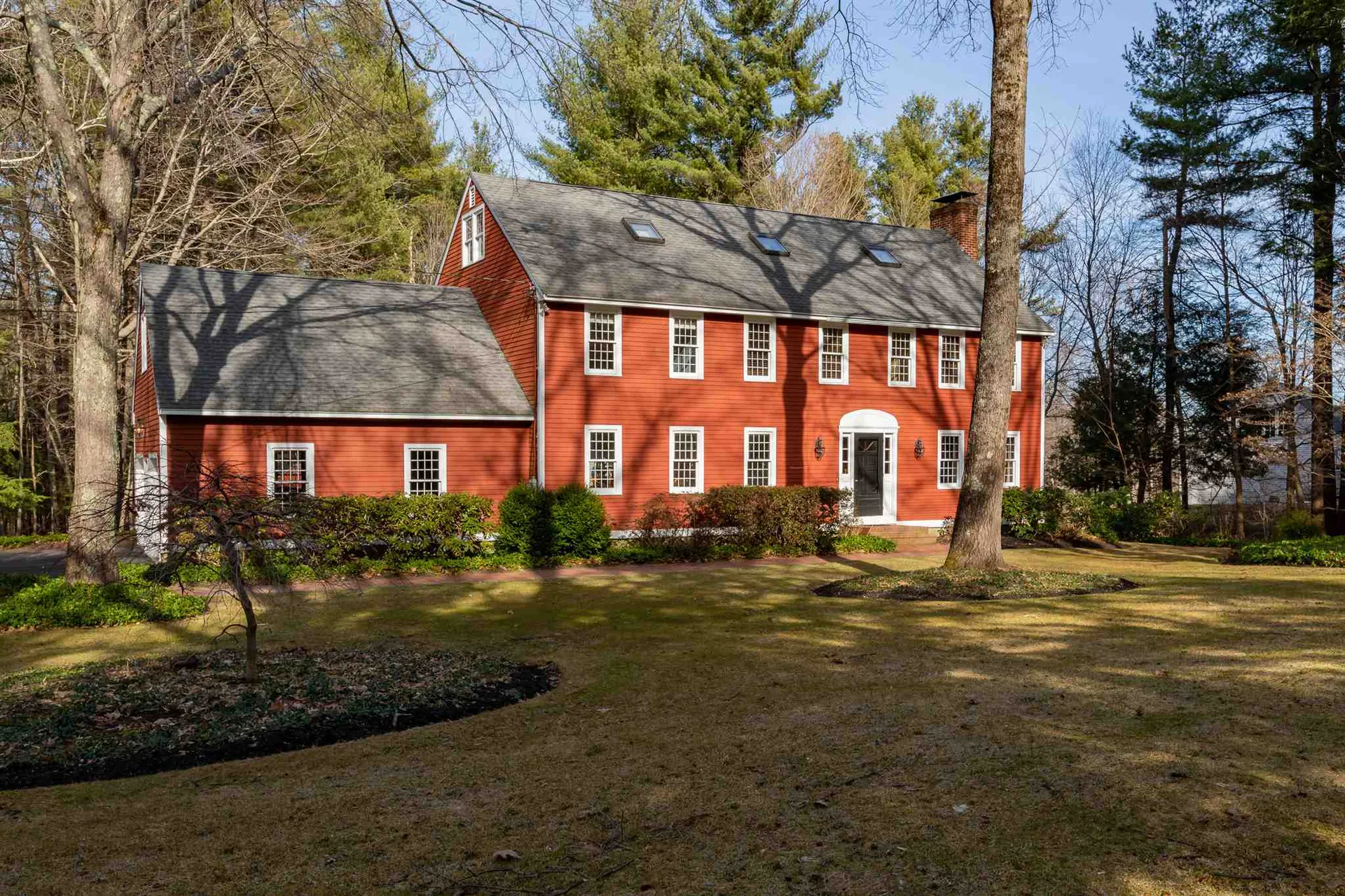 12 Coach Road Stratham NH 03885