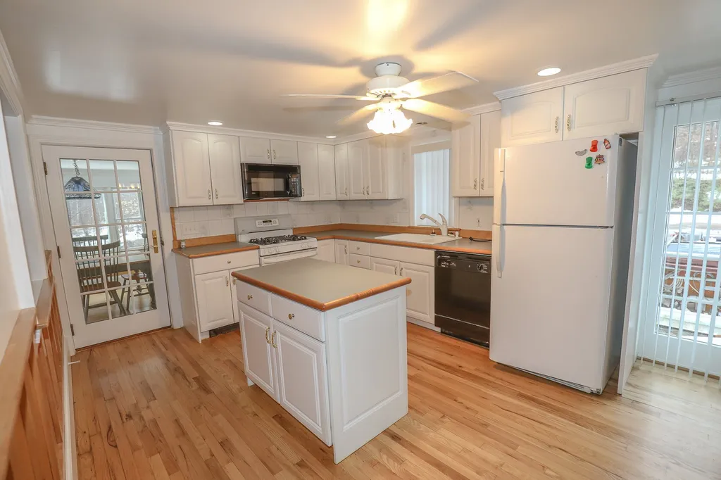 699 Kings Highway Middleton NH 03887-6206