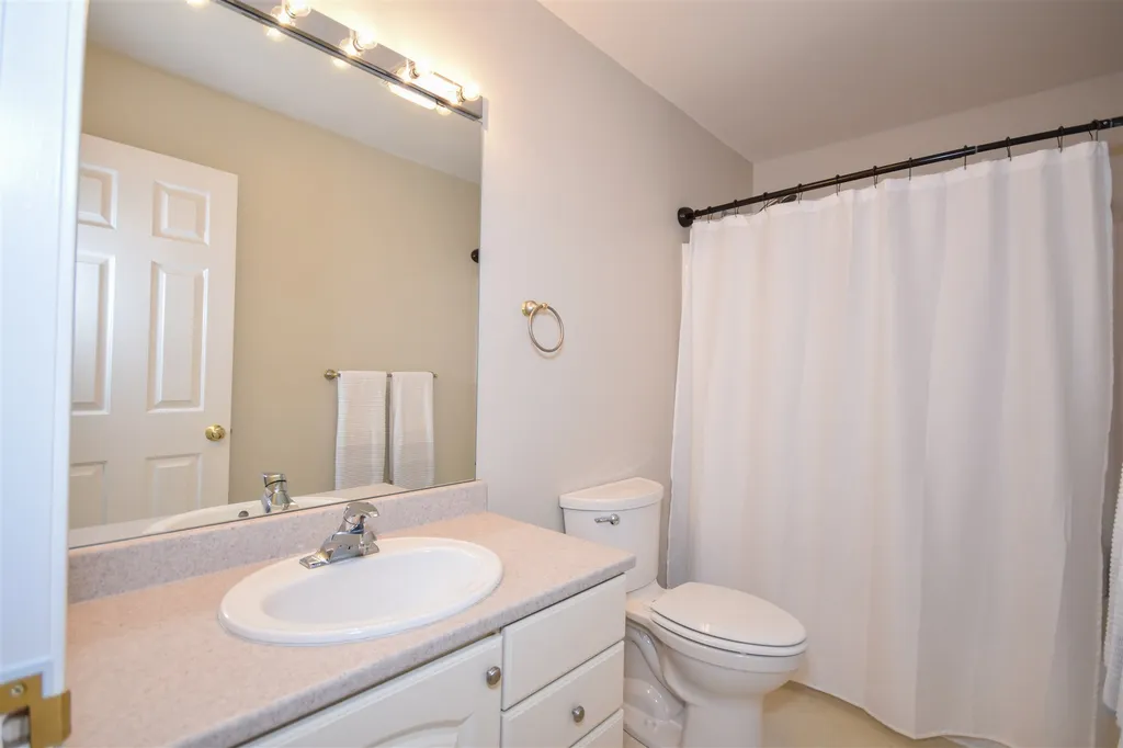 12 Quaker Lane Dover NH 03820