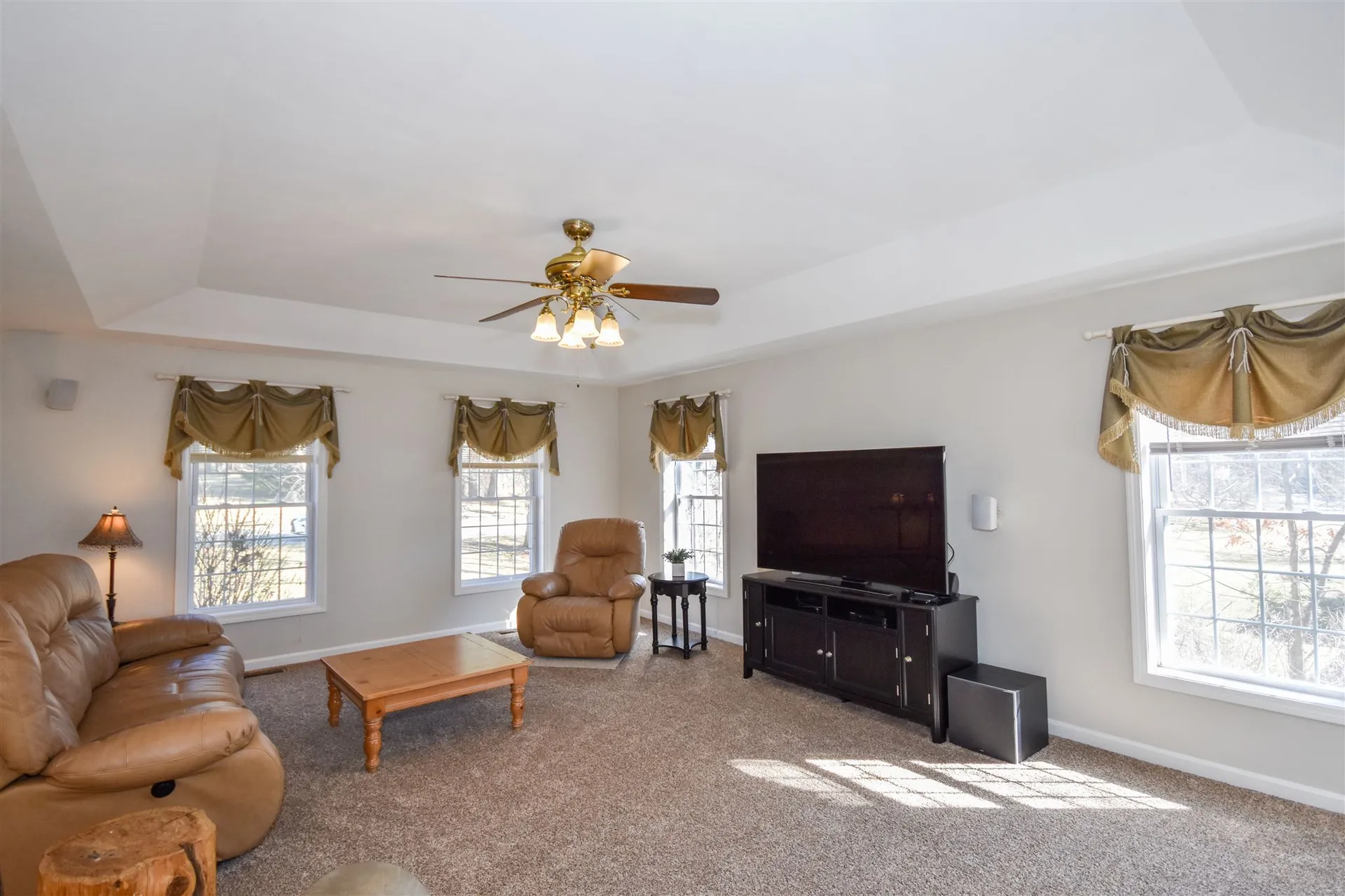 12 Quaker Lane Dover NH 03820