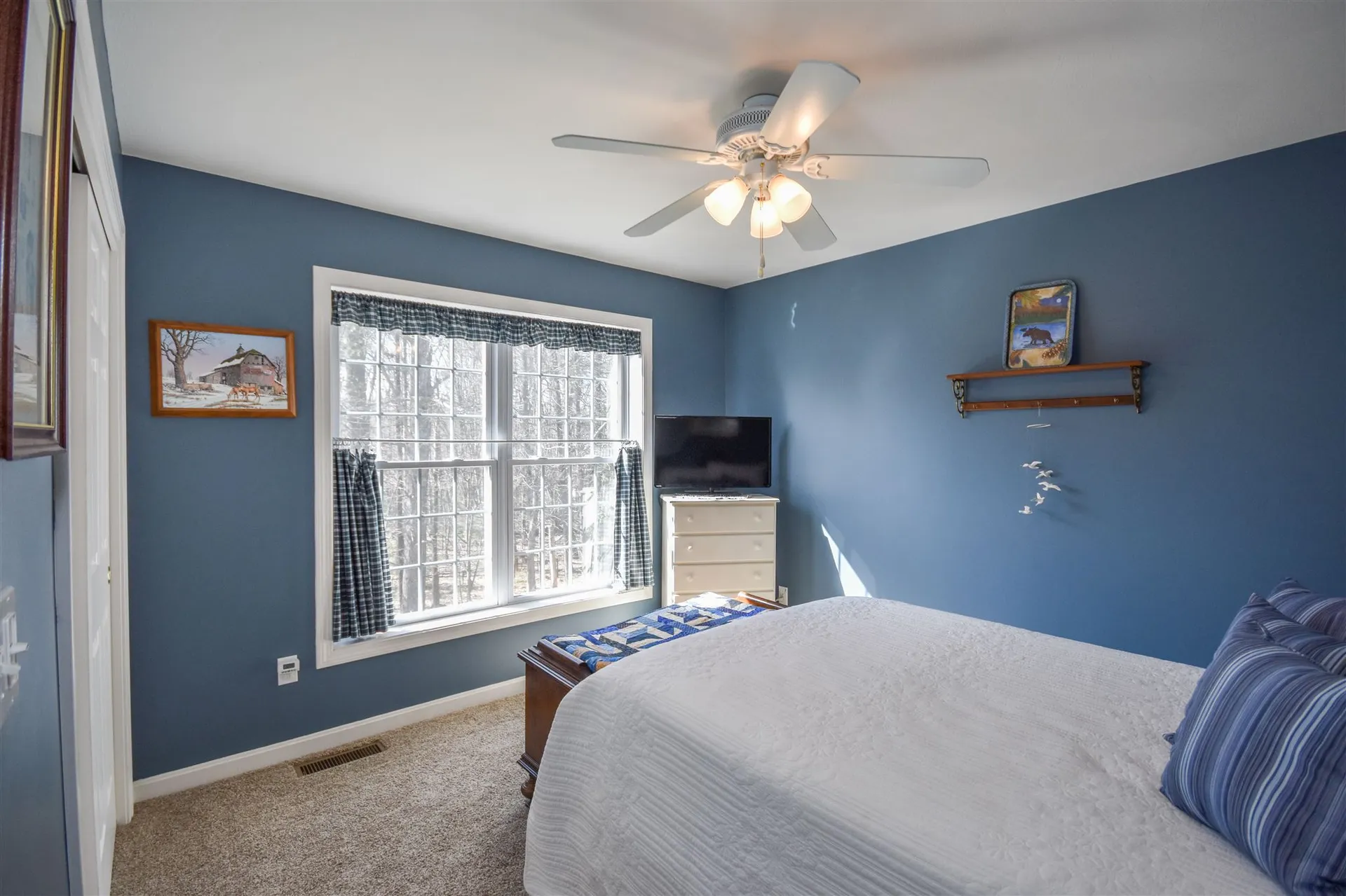 12 Quaker Lane Dover NH 03820
