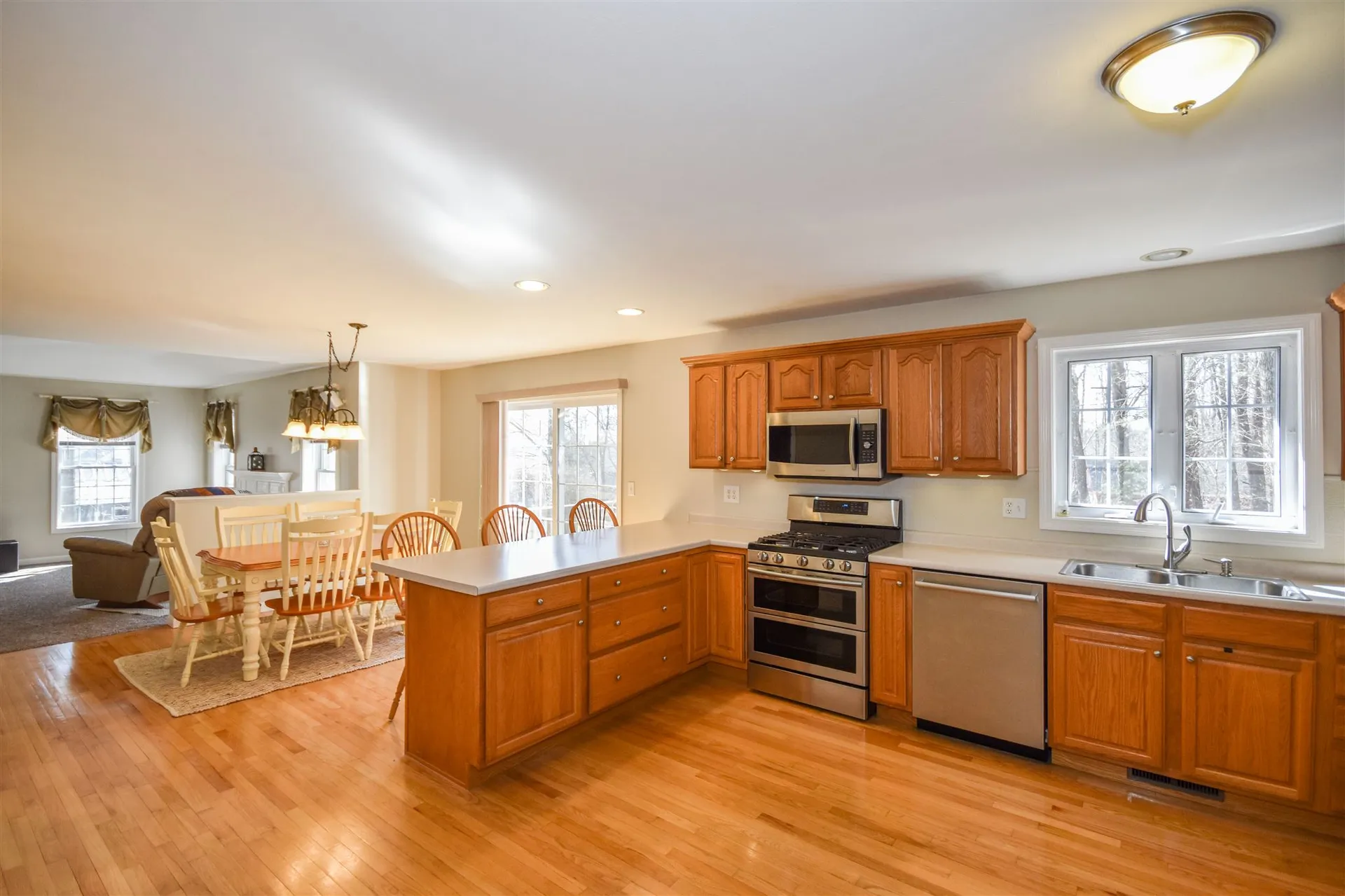 12 Quaker Lane Dover NH 03820