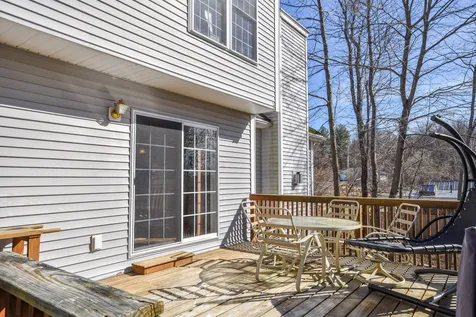 12 Quaker Lane Dover NH 03820