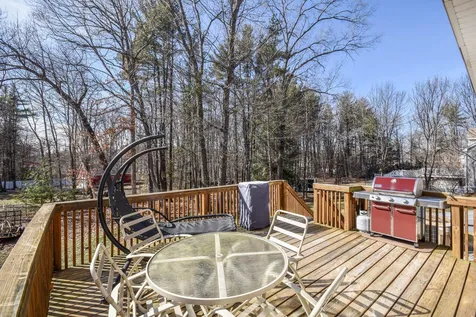 12 Quaker Lane Dover NH 03820
