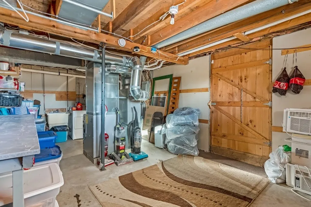 979 W Shore Road Cabot VT 05647