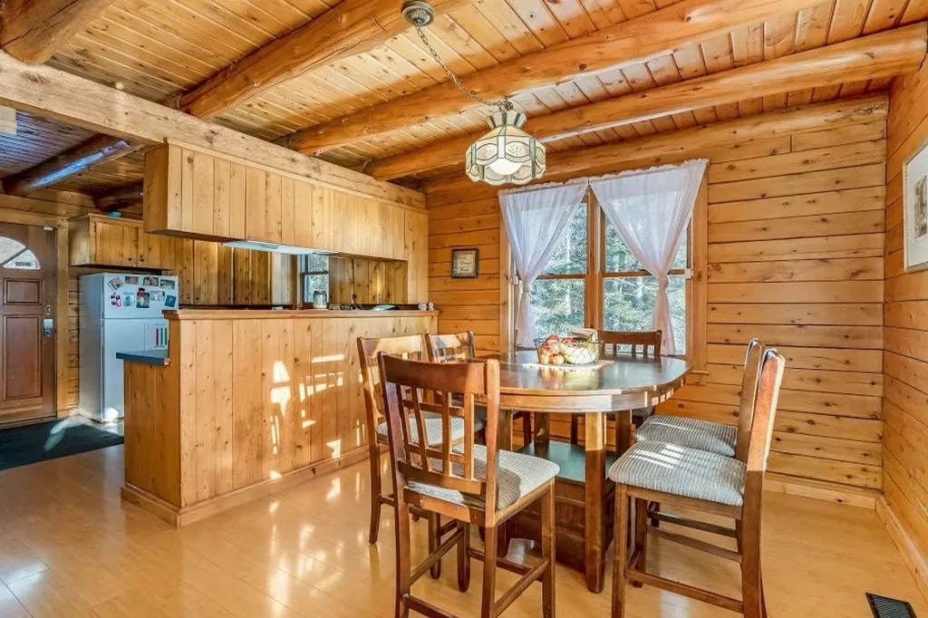 979 W Shore Road Cabot VT 05647