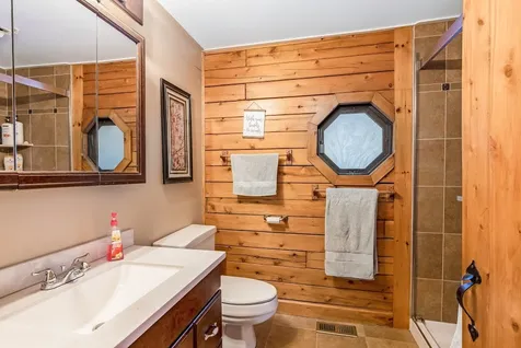 979 W Shore Road Cabot VT 05647