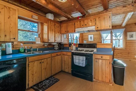 979 W Shore Road Cabot VT 05647