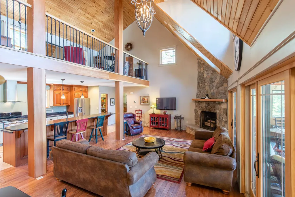 48 Frye Road Moultonborough NH 03254