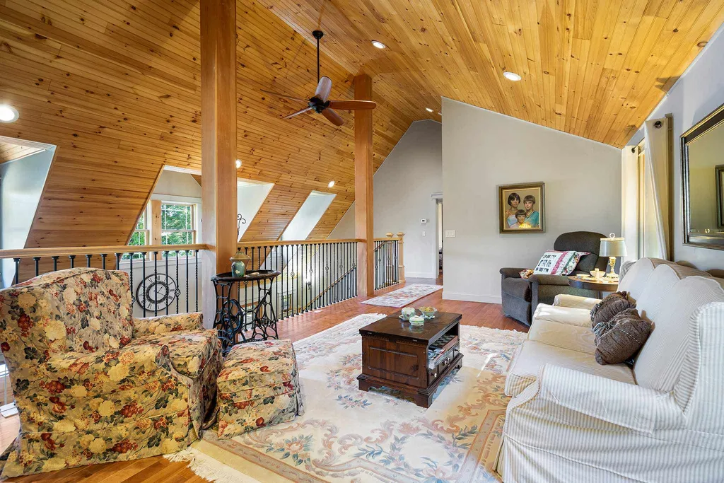 48 Frye Road Moultonborough NH 03254