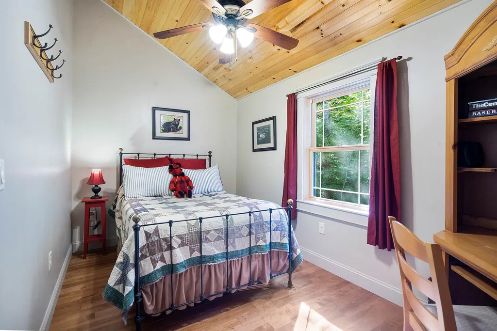 48 Frye Road Moultonborough NH 03254