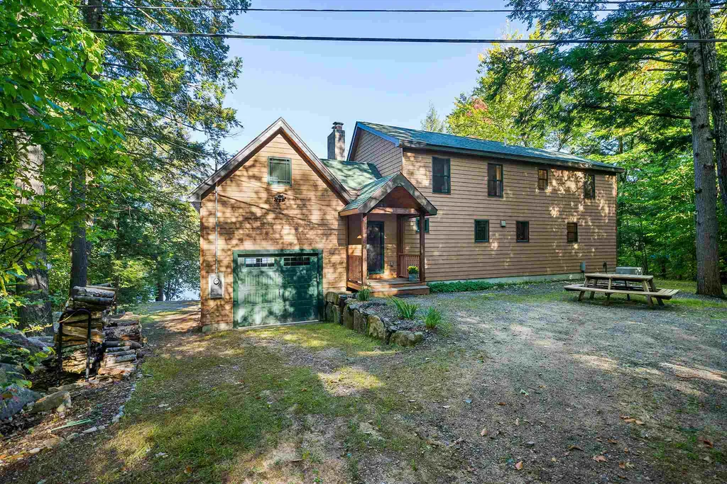 48 Frye Road Moultonborough NH 03254