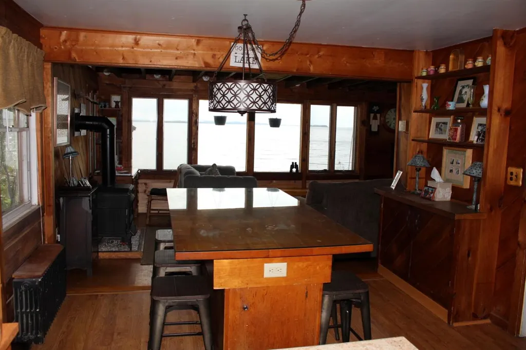 291 Appletree Point Road Burlington VT 05408