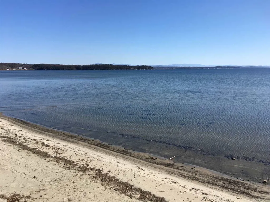 291 Appletree Point Road Burlington VT 05408