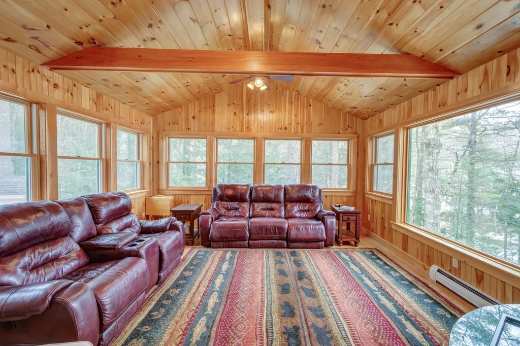 41 Richardson Shores Road Moultonborough NH 03254