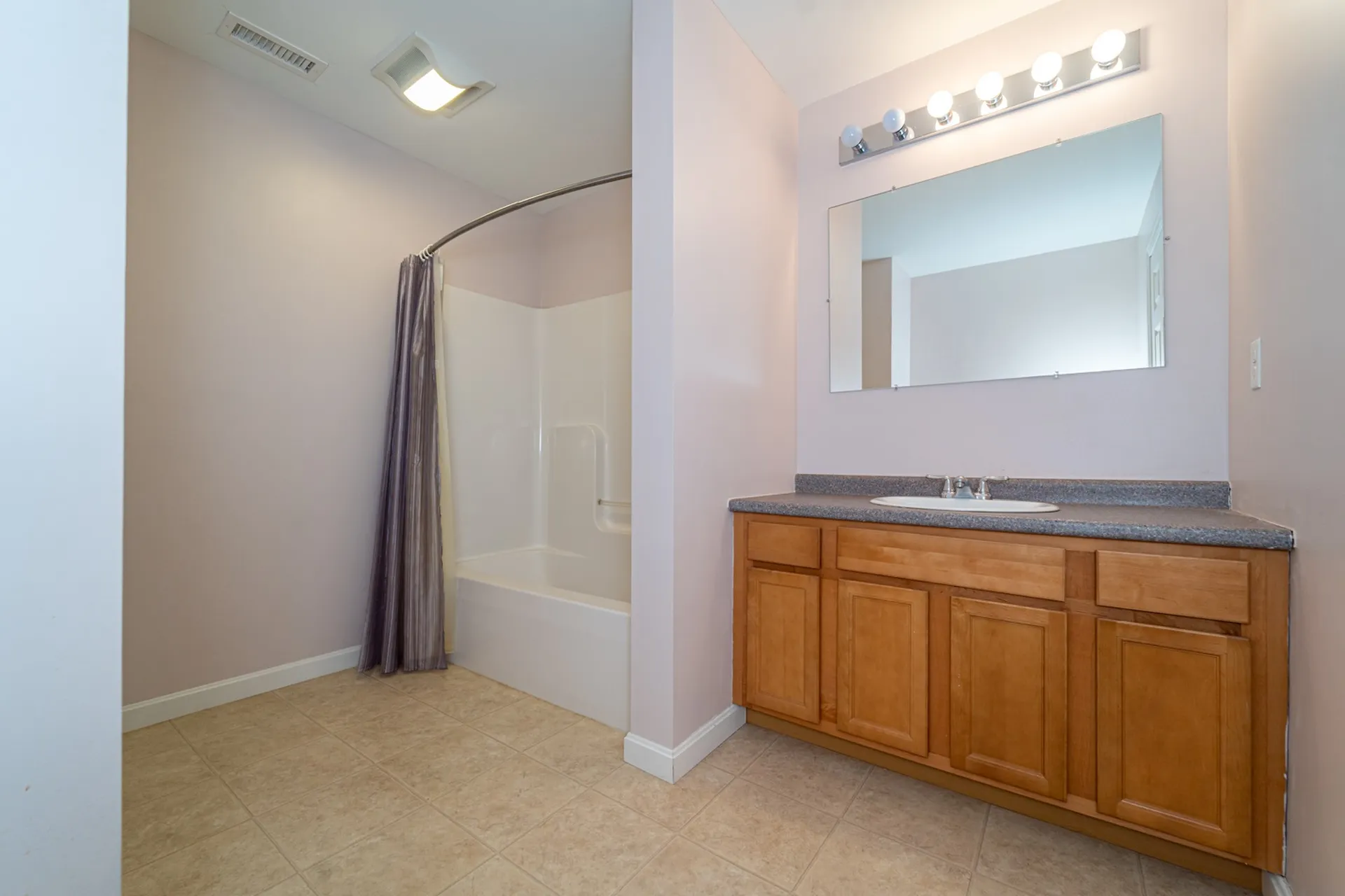 12 Gladiola Way Dover NH 03820