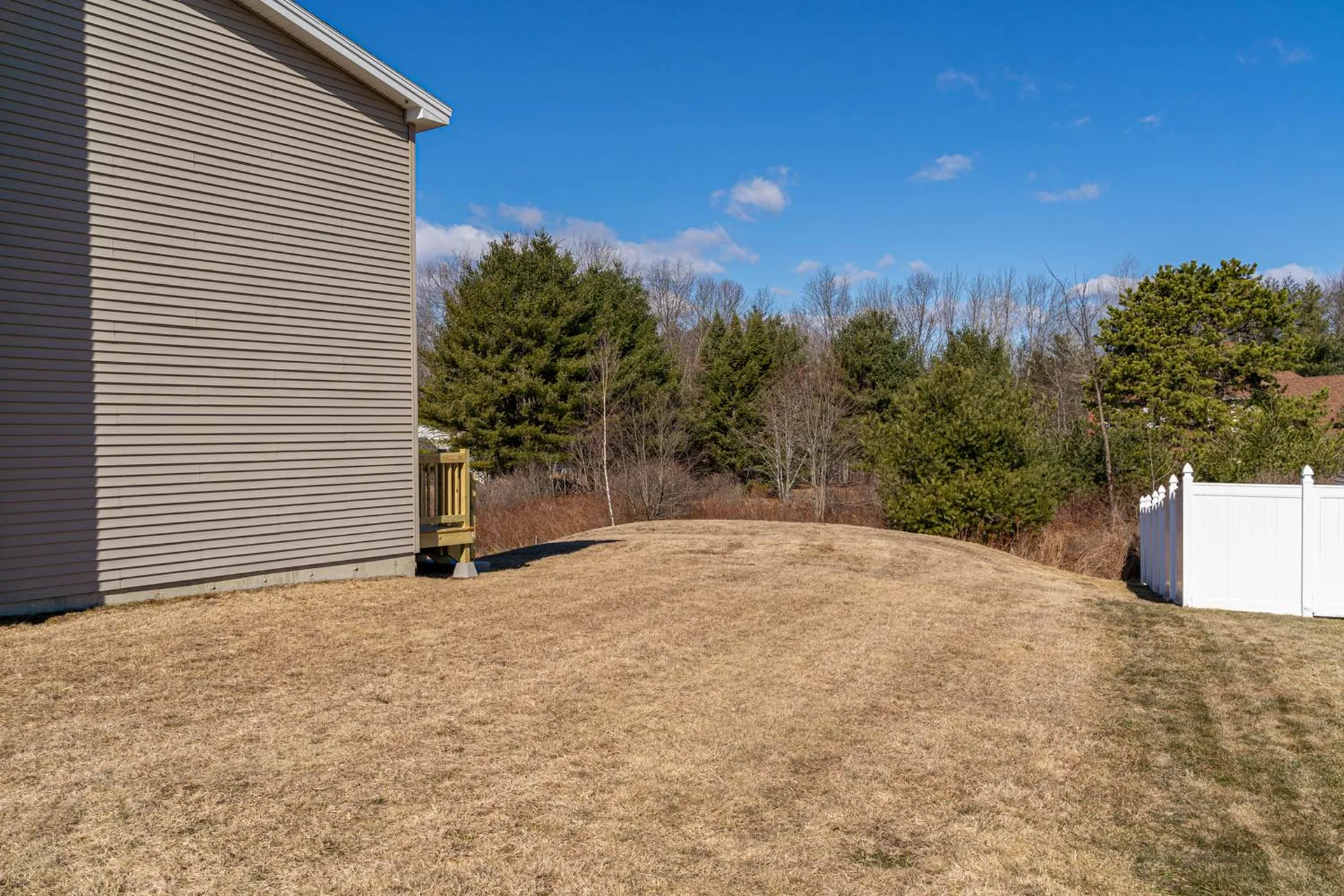 12 Gladiola Way Dover NH 03820