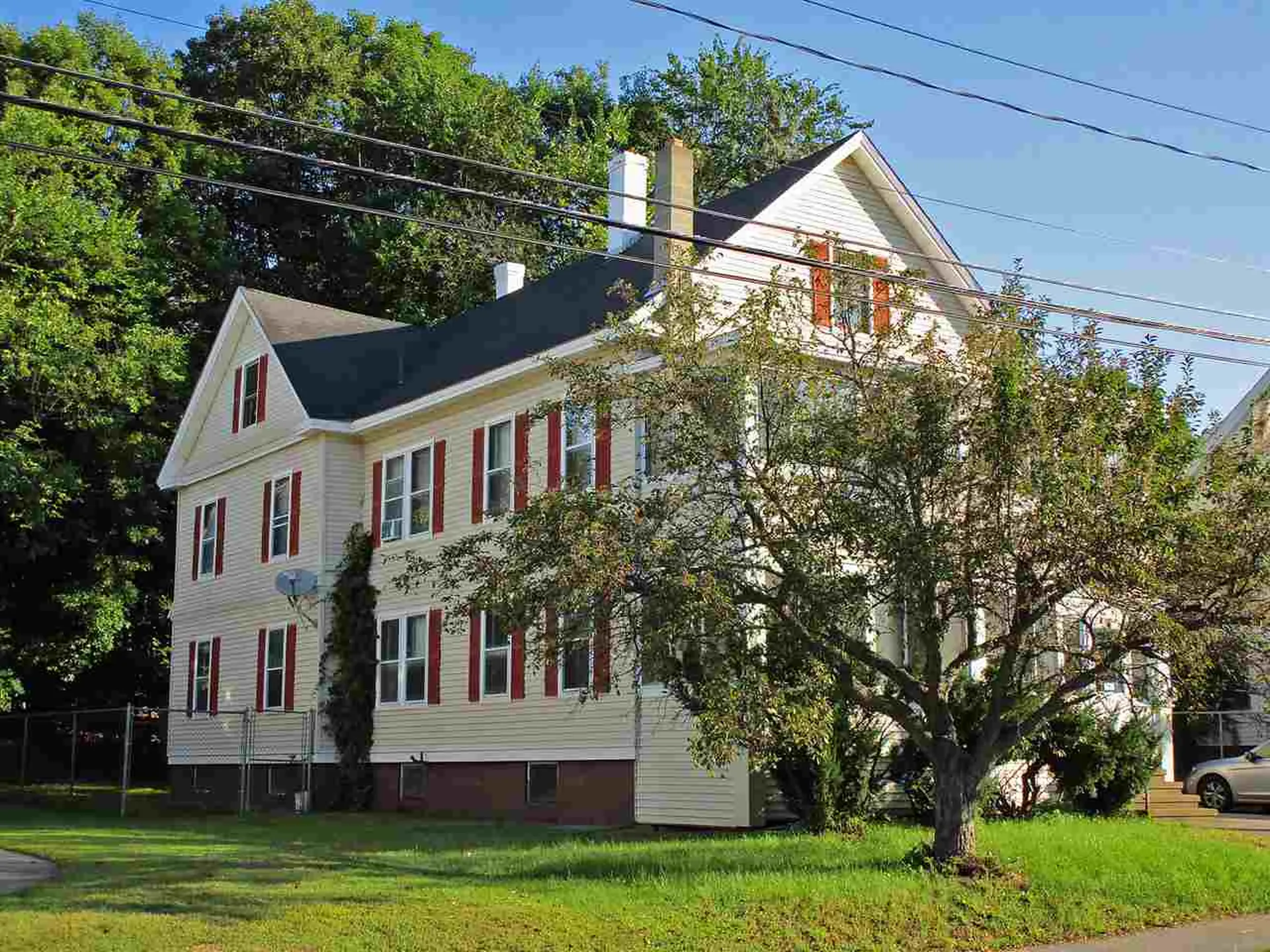 34-36 Pine Street Laconia NH 03246